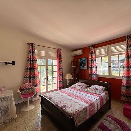 Apartamento Domaine Lyscelle Sainte-Rose Exterior foto