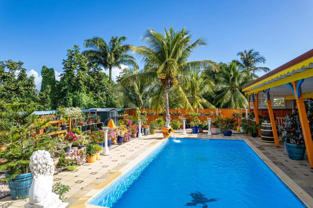 Apartamento Domaine Lyscelle Sainte-Rose Exterior foto